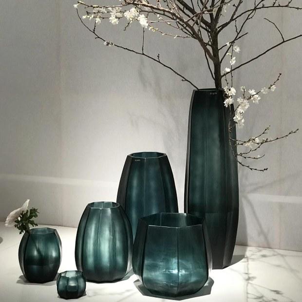 Hochwertige farbige Glasvasen