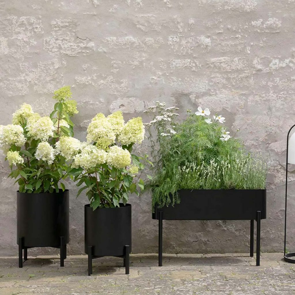 Eva Solo Simply Grow Pflanzenbox für Kräuter im Lagom-Stil. Auch als Variante mit Gewächshaus erhältlich. 